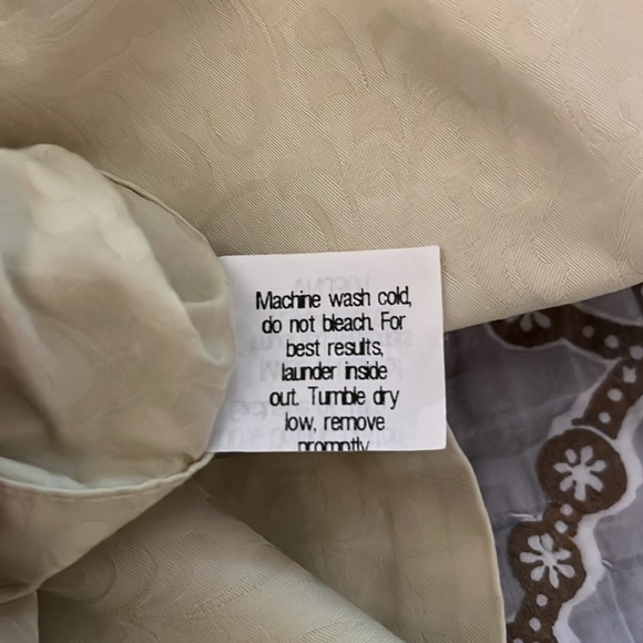 Bella Notte Pale Yellow Velvet Trim Pillow Shams - Picture 8 of 13